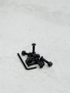 Ace Allen Bolts Bolts