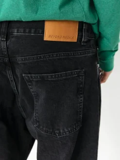 Beyond Medals Loose Jeans Hose