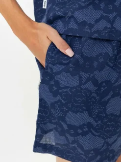 OBEY Cecilie Lace Shorts Wmn