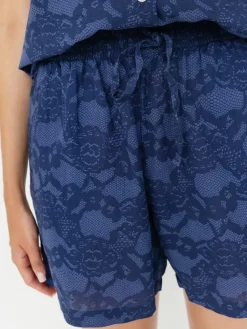 OBEY Cecilie Lace Shorts Wmn