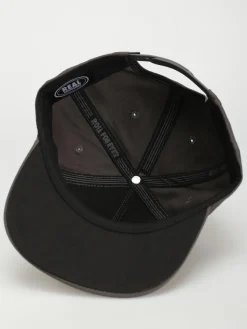 Real Oval Emb Snap Cap