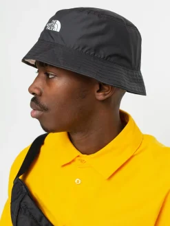 The North Face Sun Stash Hut