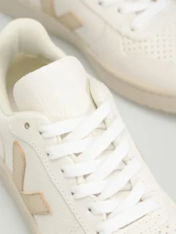 Veja V-10 Schuhe Wmn
