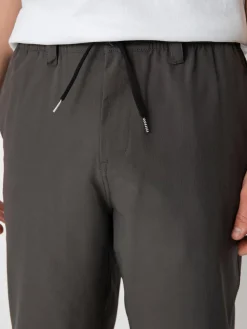 Volcom Skate Vitals Axel Ew Hybrid 21 Shorts